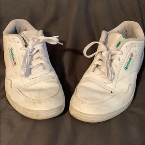 Reebok Casual All White Walking Shoes